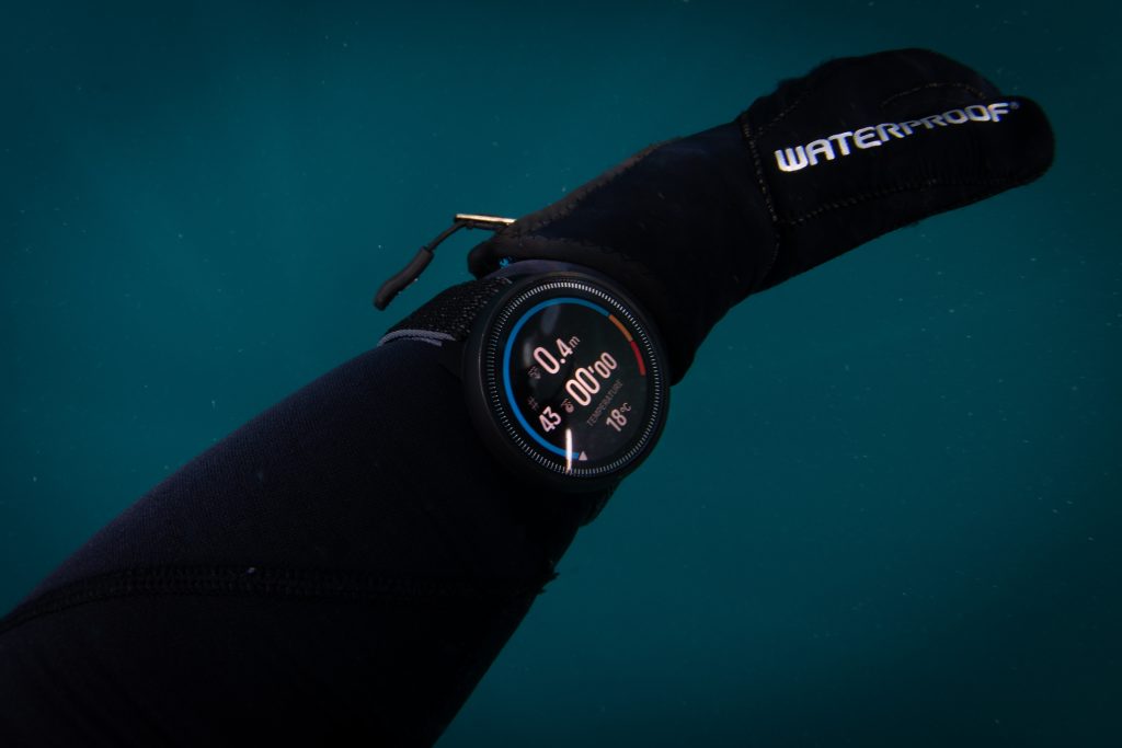 Suunto Nautic S in the water